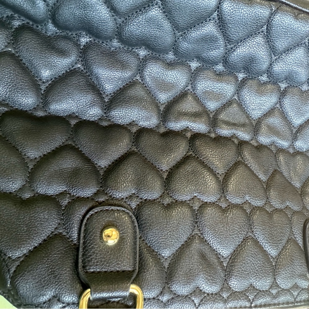 Betsy Johnson quilted hearts purse - Picture 9 of 16
